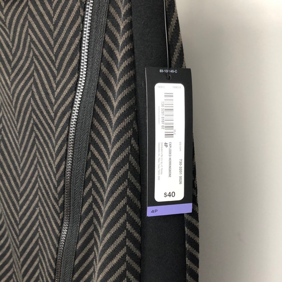 Worthington brown and black pencil skirt 4P NWT - Picture 3 of 5